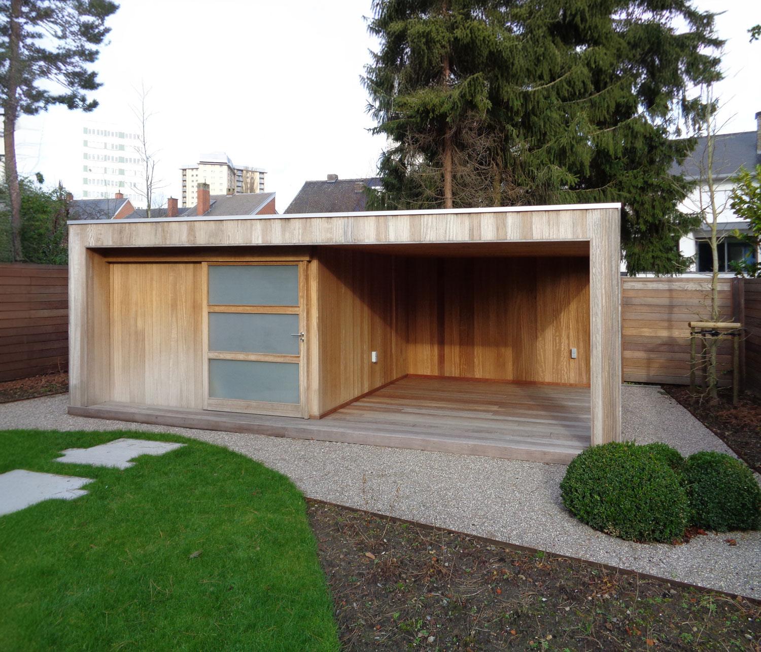 Modern bijgebouw Ontdek prachtige bijgebouwen op maat. Hoogwaardige materialen en vakmanschap voor een duurzame, natuurlijke uitstraling in elke tuin. Creëer jouw perfecte buitenruimte met een stijlvol bijgebouw.